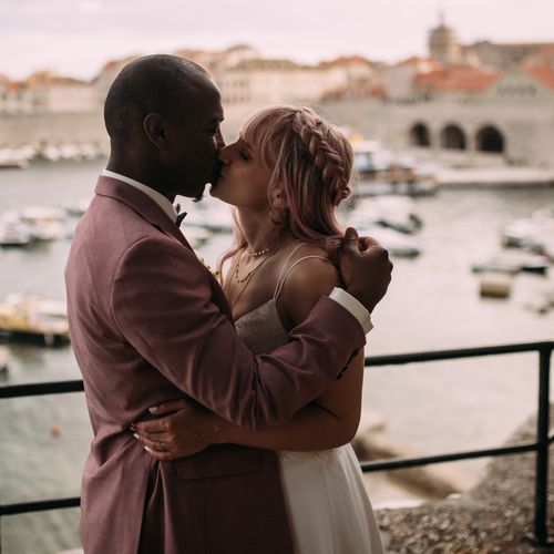 Katharina  and  Simão